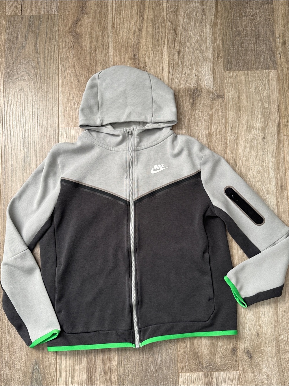 NIKE SPORTSWEAR TECH FLEECE FULL ZIP HOODIE FOR OLDER KIDS (BOYS) Size XL+